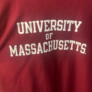 2XL Champion UMASS Crewneck sweatshirt